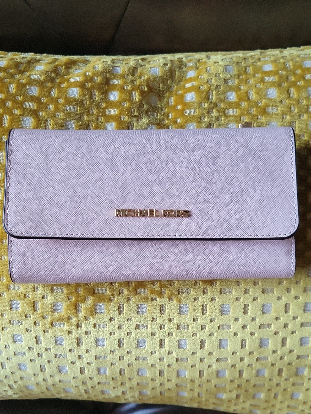 Michael Kors Light Pink Saffiano Continental Wallet with Gold Logo
